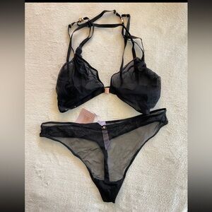 Savage X Fenty, Gathered Mesh Strappy Bralette & mesh thong, black caviar, 3X